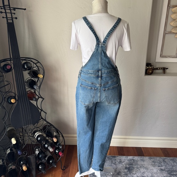 Universal Thread Overalls Women's Blue Jeans Long Jumpsuit Size 2R - Picture 3 of 9
